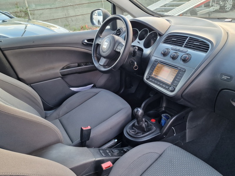 Seat Altea XL 1.6i/Газ/Navi/Лизинг, снимка 11 - Автомобили и джипове - 45100797