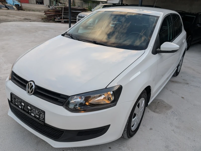 VW Polo 1.6 TDI, снимка 4 - Автомобили и джипове - 47453635