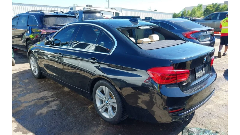 BMW 330 i SAT RWD , снимка 4 - Автомобили и джипове - 47762168