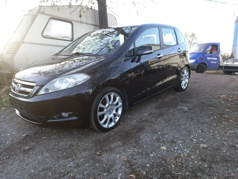 Honda Fr-v 1.8i 140k.c.EXECUTIVE Swiss Edition, снимка 2 - Автомобили и джипове - 48104835