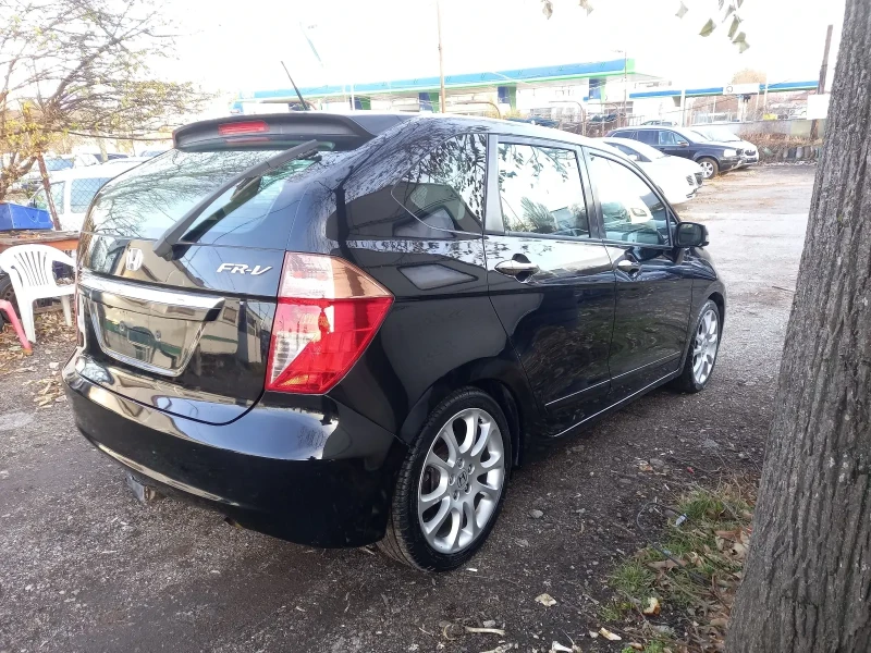 Honda Fr-v 1.8i 140k.c.EXECUTIVE Swiss Edition, снимка 5 - Автомобили и джипове - 48104835