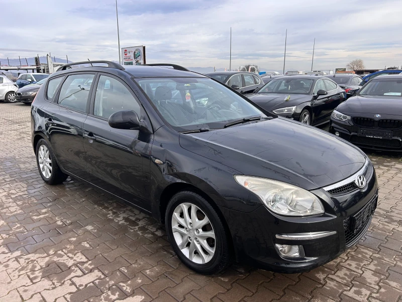 Hyundai I30 1.6i NAVI , снимка 4 - Автомобили и джипове - 48417594