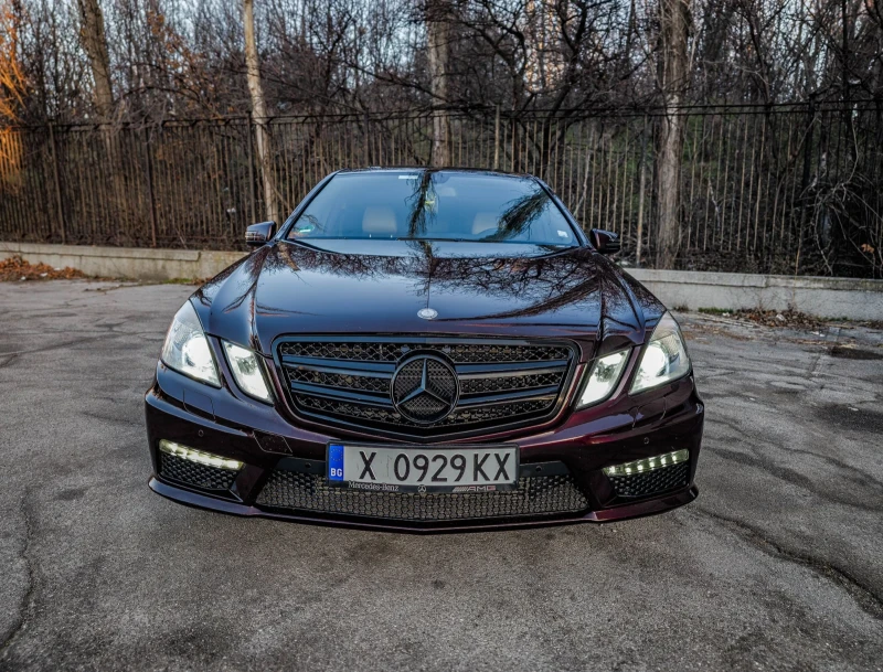 Mercedes-Benz E 350 7G tronic AMG PACK, снимка 2 - Автомобили и джипове - 48619807