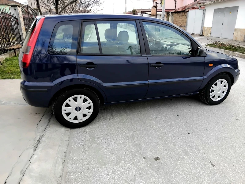 Ford Fusion 1.4i.80k + КЛИМА.БЕНЗИН. 2004г. , снимка 4 - Автомобили и джипове - 53278760