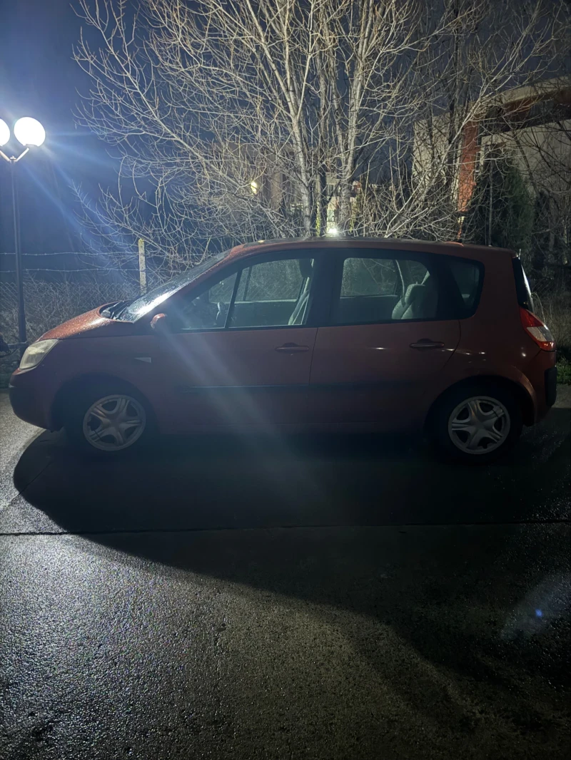 Renault Scenic, снимка 5 - Автомобили и джипове - 53302132