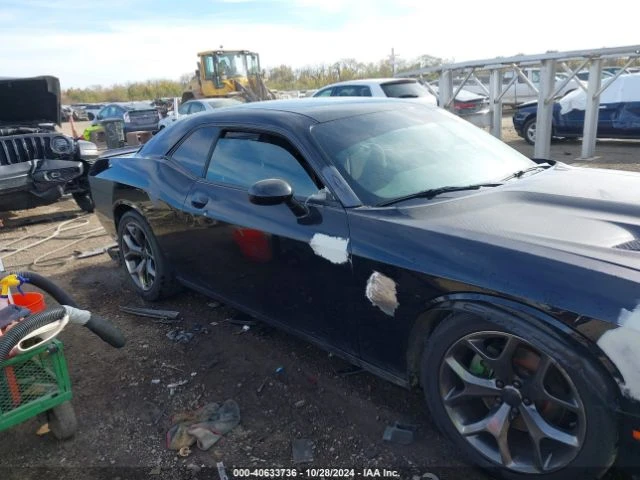 Dodge Challenger R/T / ВАНДАЛИЗИРАН, снимка 14 - Автомобили и джипове - 47969482