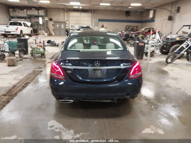 Mercedes-Benz C 300 Luxury 4MATIC * Подгрев * КeylessGo, снимка 6 - Автомобили и джипове - 48503020