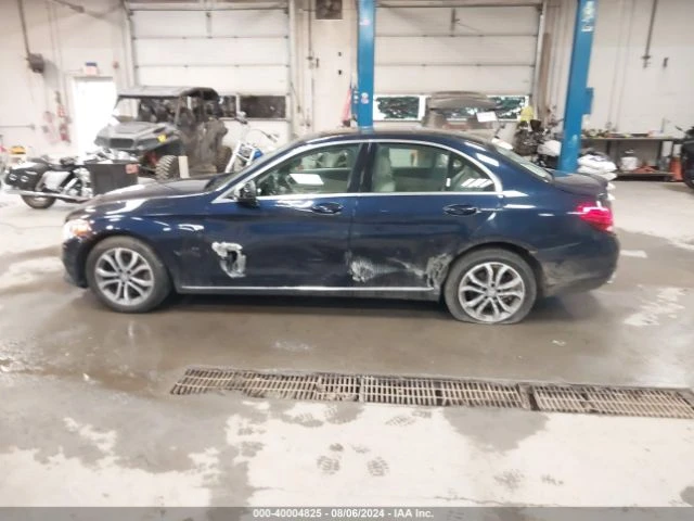 Mercedes-Benz C 300 Luxury 4MATIC * Подгрев * КeylessGo, снимка 9 - Автомобили и джипове - 48503020