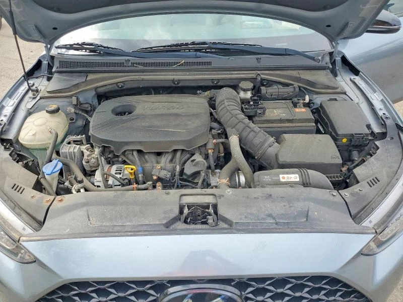 Hyundai Veloster  1.6L 4 FRONT WHEEL DRIVE | Mobile.bg � ����������� 11