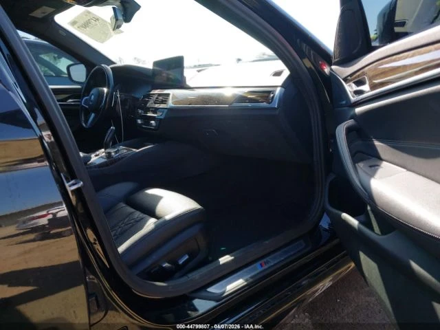 BMW 530E e M Sport Plug-in Hybrid, снимка 5 - Автомобили и джипове - 54600831