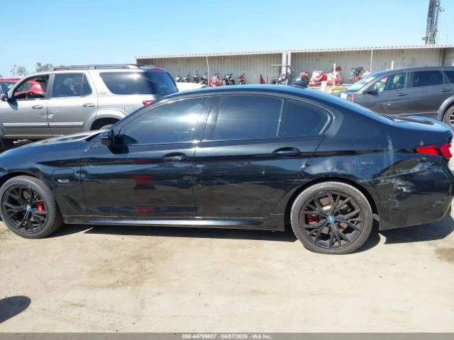 BMW 530E e M Sport Plug-in Hybrid, снимка 13 - Автомобили и джипове - 54600831