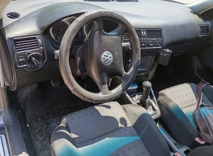 VW Golf 1.9TDI, снимка 2 - Автомобили и джипове - 54894724