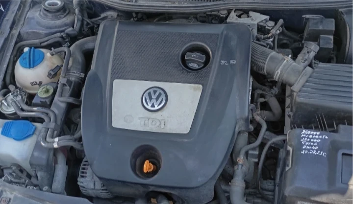 VW Golf 1.9TDI, снимка 11 - Автомобили и джипове - 54894724