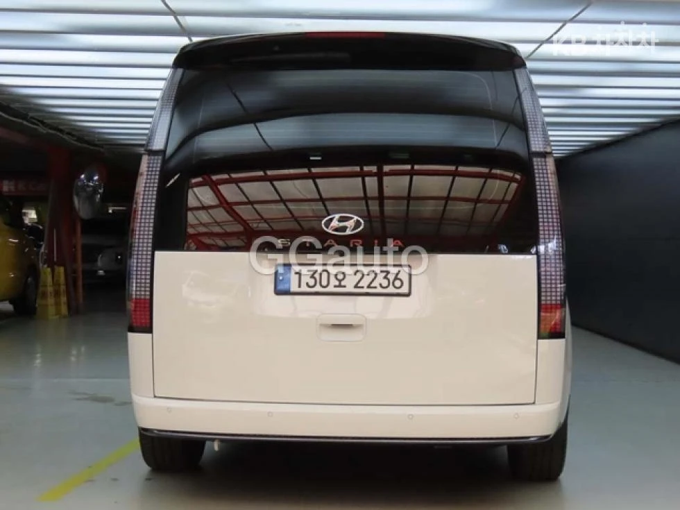 Hyundai Staria Lounge 3.5 LPG Lounge 7  . . | Mobile.bg   3