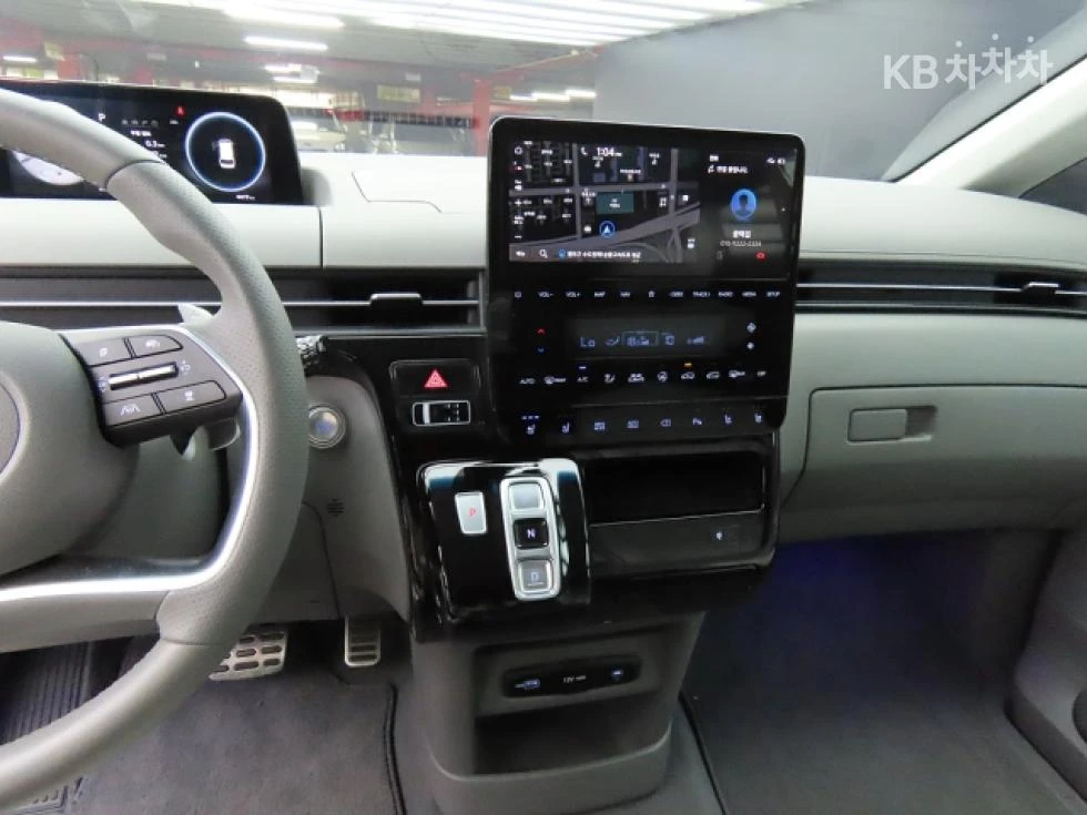 Hyundai Staria Lounge 3.5 LPG Lounge 7  . . | Mobile.bg   10