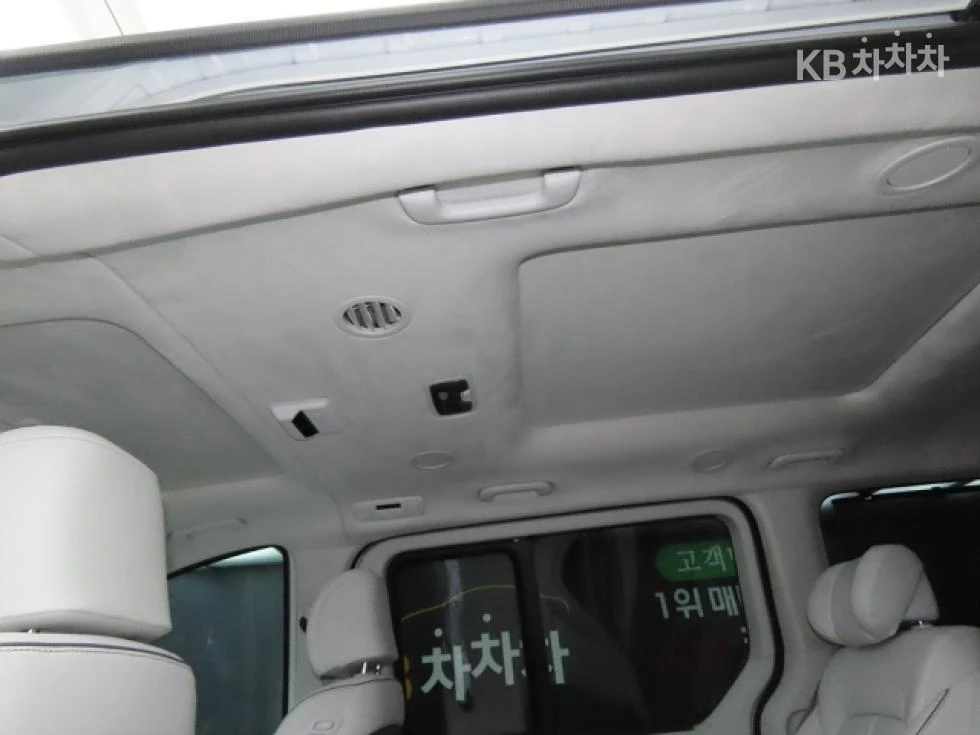 Hyundai Staria Lounge 3.5 LPG Lounge 7  . . | Mobile.bg   11