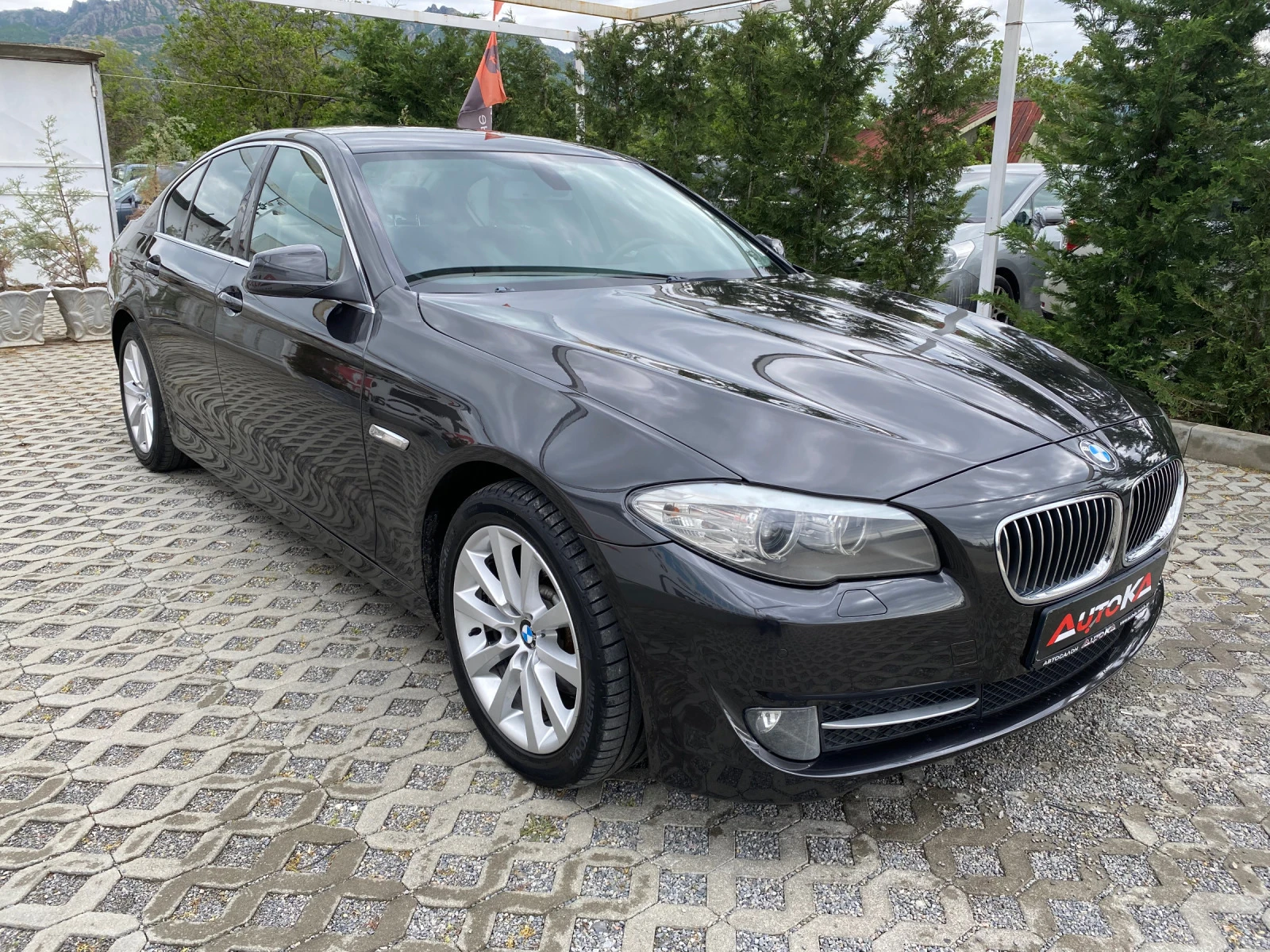 BMW 520 2.0D-163кс= 6СКОРОСТИ= НАВИГАЦИЯ= ПОДГРЕВ= КОЖА - изображение 2