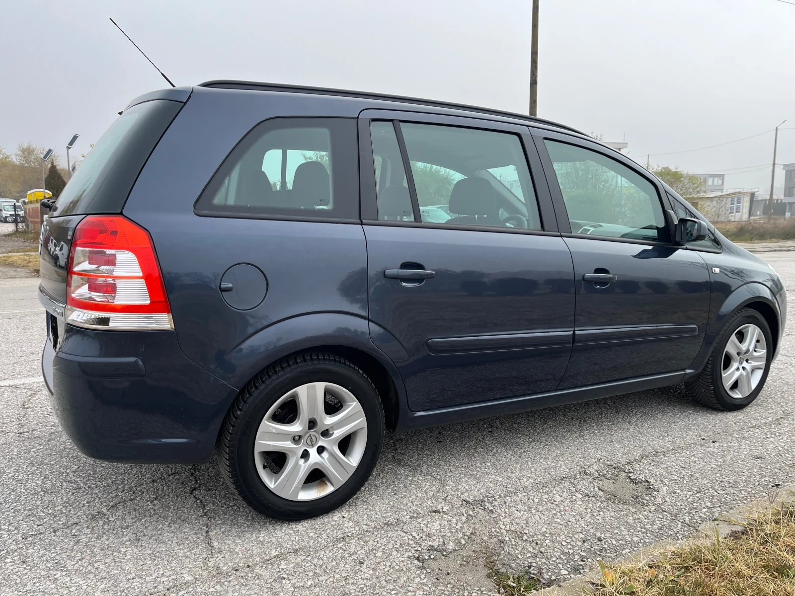 Opel Zafira 1, 7 CDTI 7 места - изображение 5