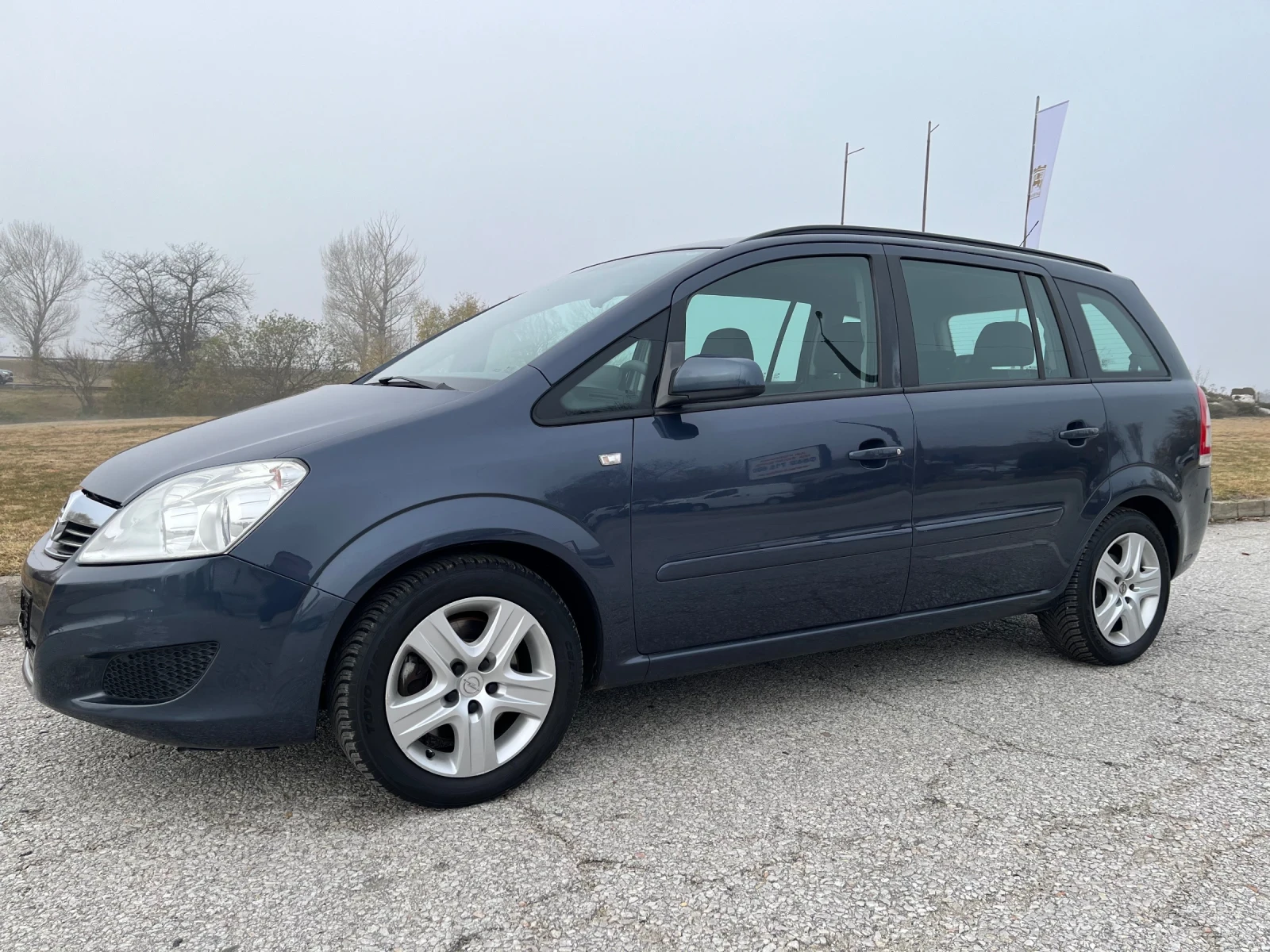 Opel Zafira 1, 7 CDTI 7 места - изображение 2