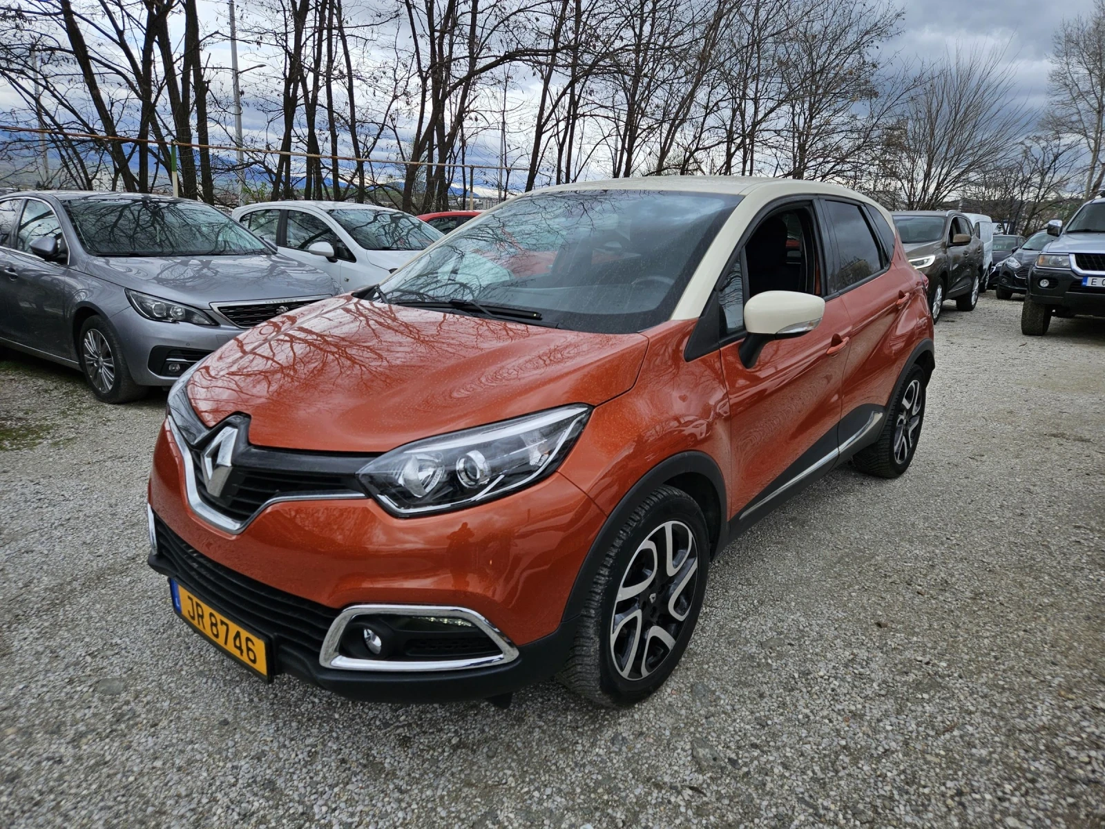Renault Captur 1.5 dci AUTOMATIC - изображение 8