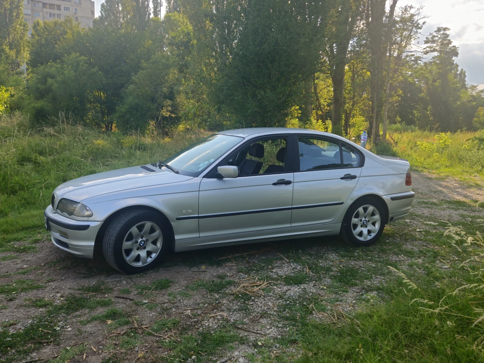BMW 318 I - изображение 3