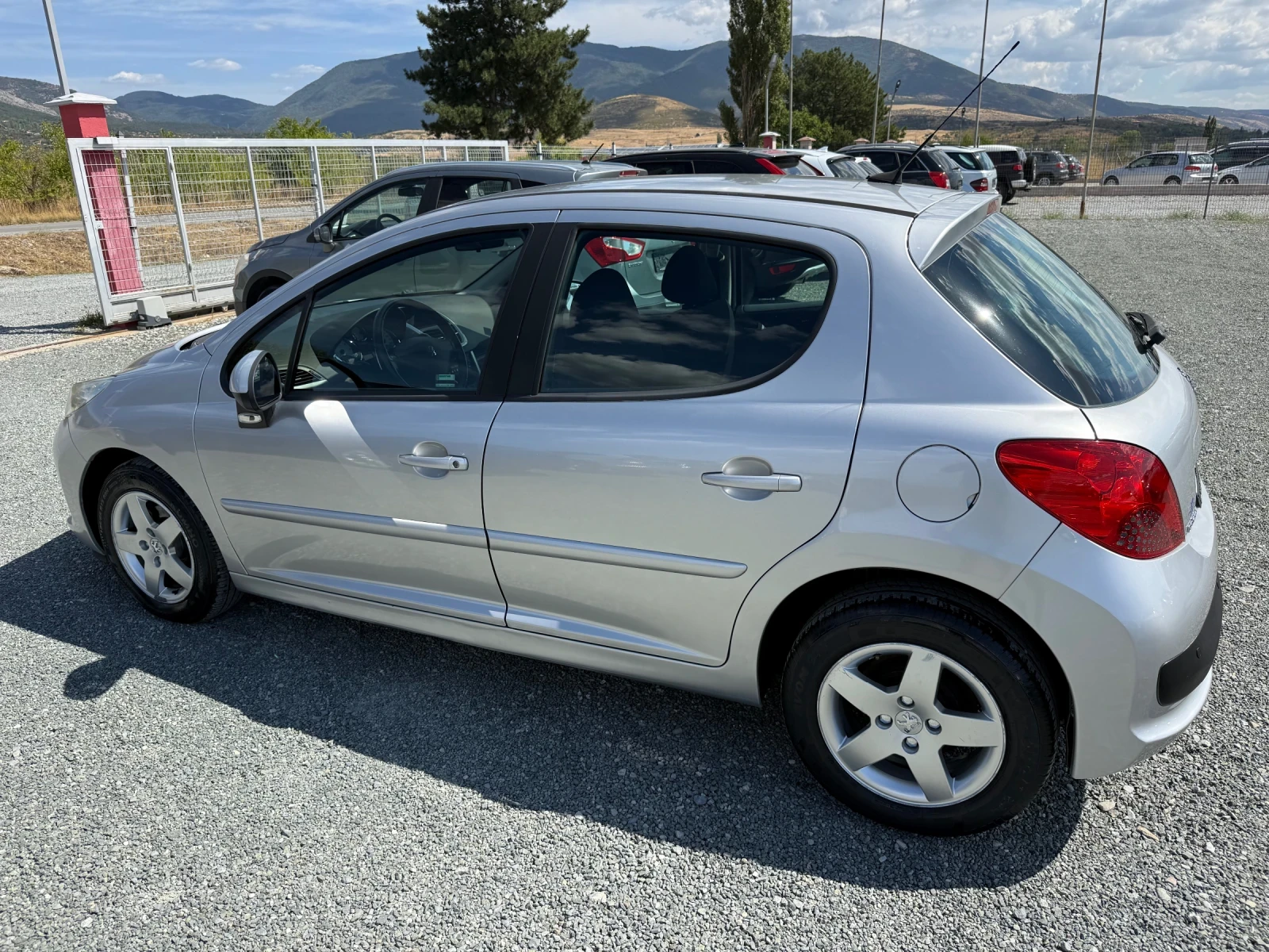Peugeot 207 (KATO НОВА) - изображение 9