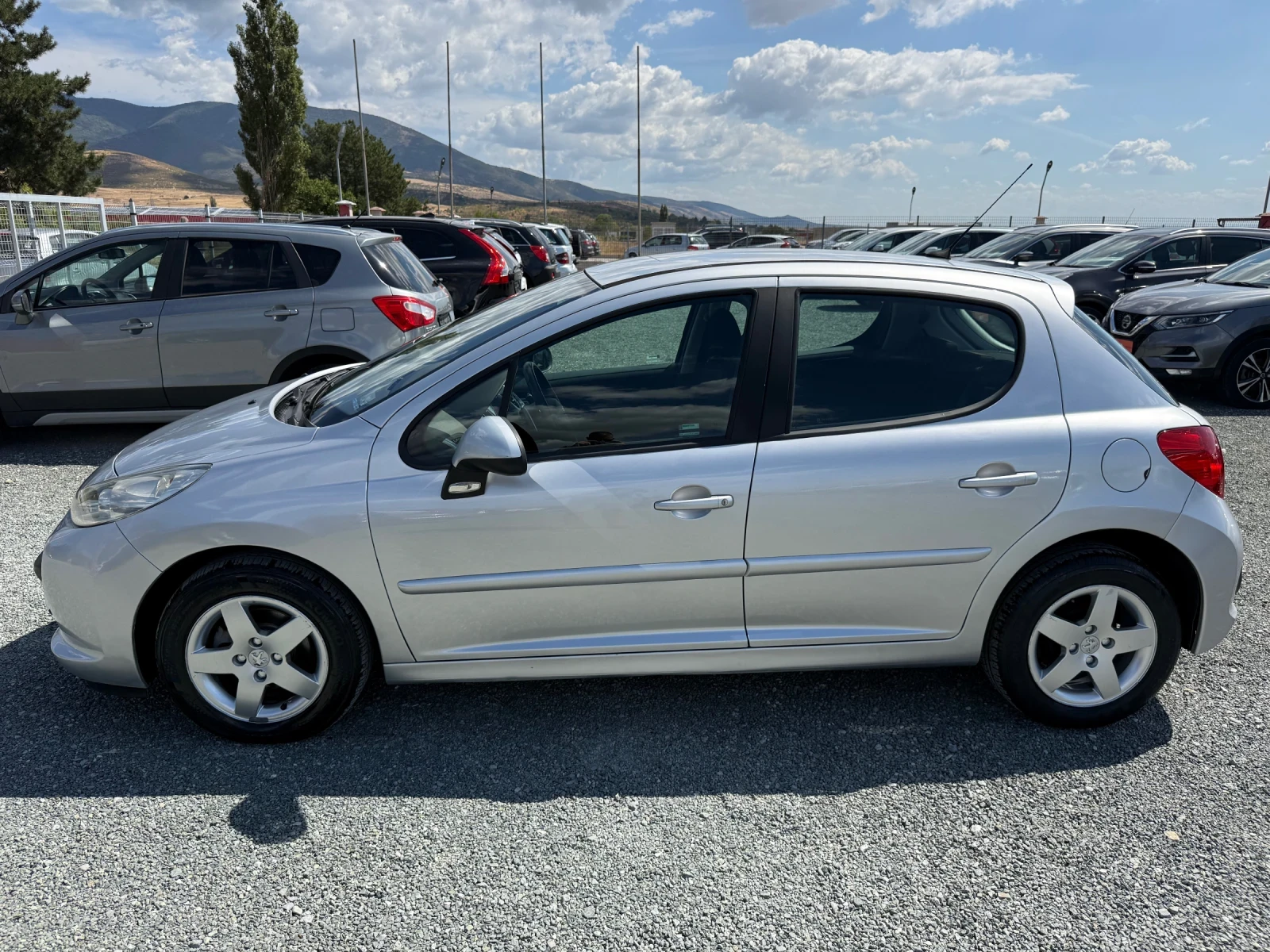 Peugeot 207 (KATO НОВА) - изображение 10