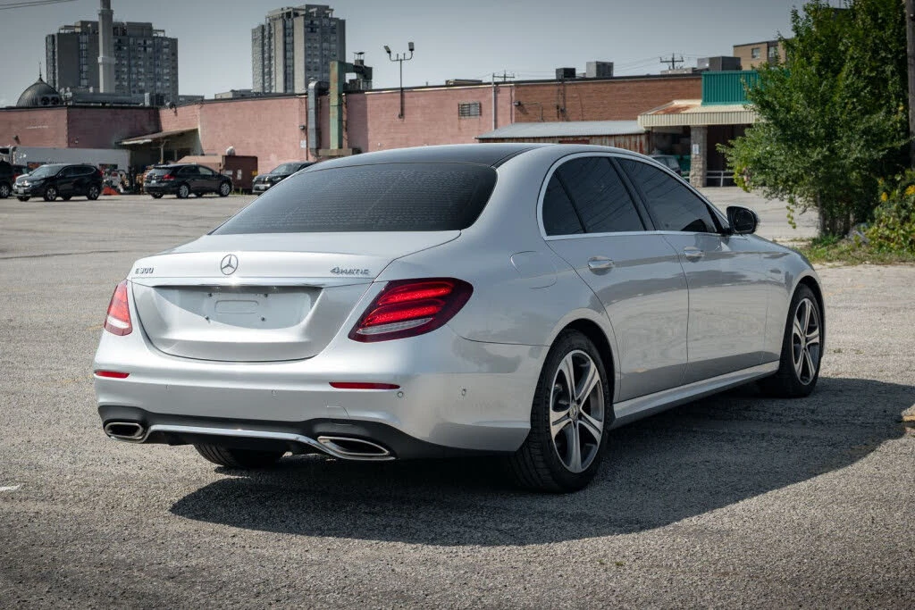 Mercedes-Benz E 300 4MATIC* BURMESTER* DISTRONIC* 360 CAM* ОБДУХ* ПАНО - изображение 4
