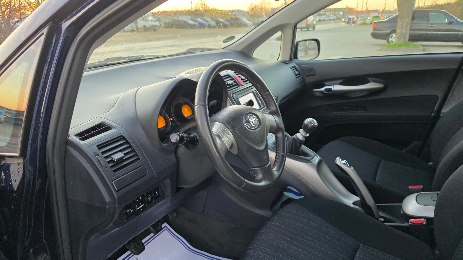 Toyota Auris КАТО ЧИСТО НОВА/НА КОЛЕДНА ПРОМОЦИЯ - изображение 7