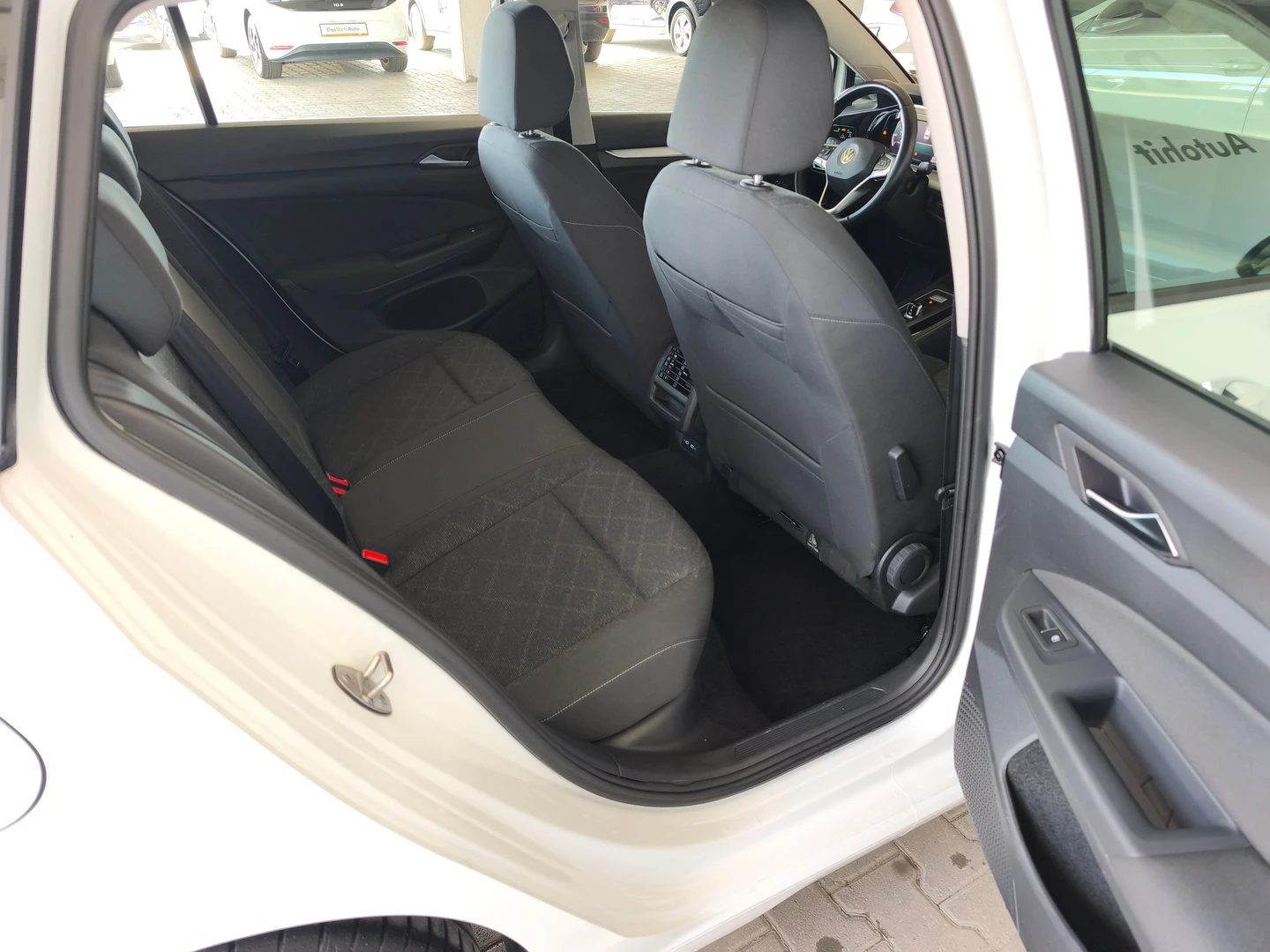VW Golf Variant 8 Life 2.0 TDI SCR DSG | Mobile.bg � ����������� 10