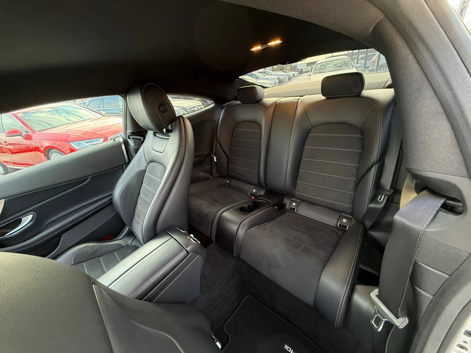 Mercedes-Benz C 220 D* 2017г* AMG Line* 141.000KM* Сервизна История* Н, снимка 10 - Автомобили и джипове - 54033759