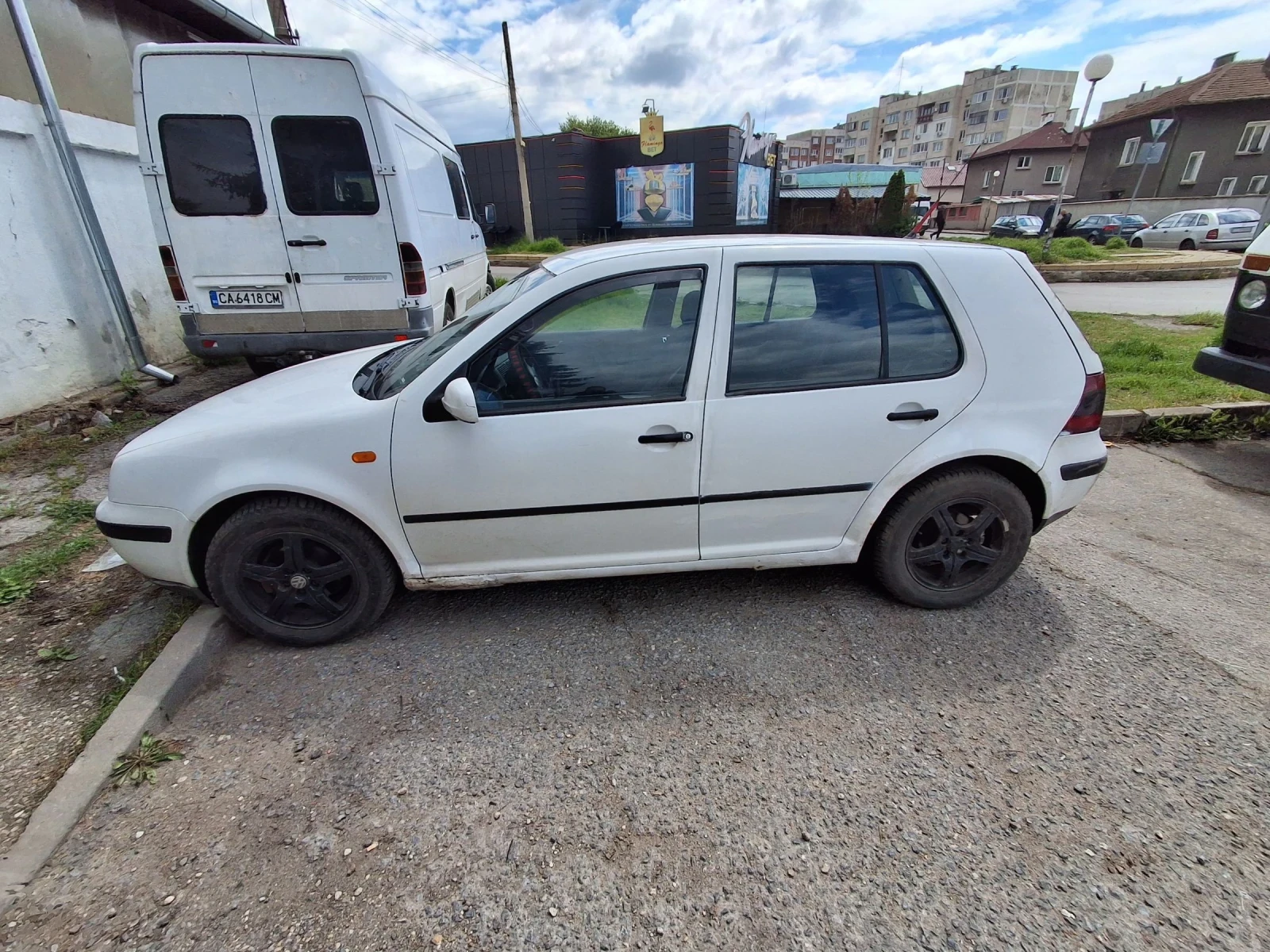 VW Golf