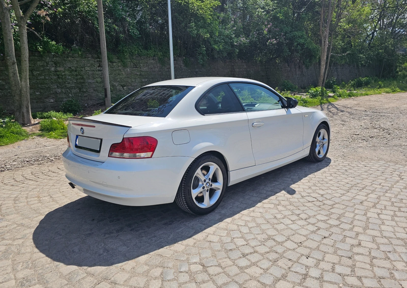 BMW 120 i, снимка 4 - Автомобили и джипове - 54408158