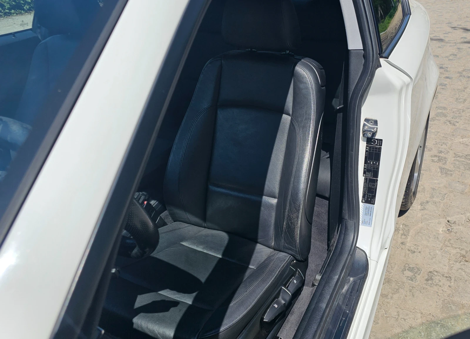 BMW 120 i, снимка 9 - Автомобили и джипове - 54408158