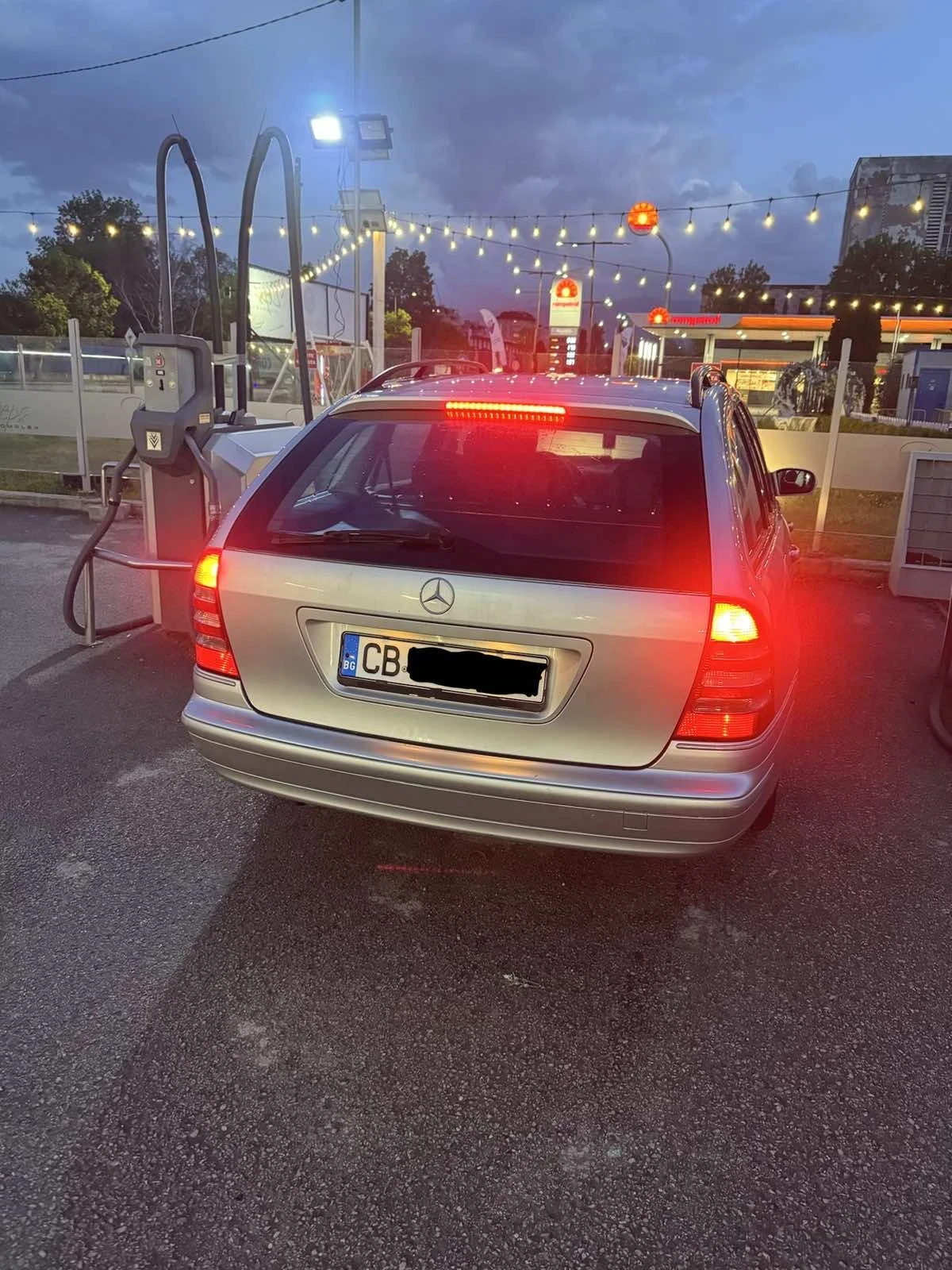 Mercedes-Benz C 230 Facelift , снимка 5 - Автомобили и джипове - 54512415