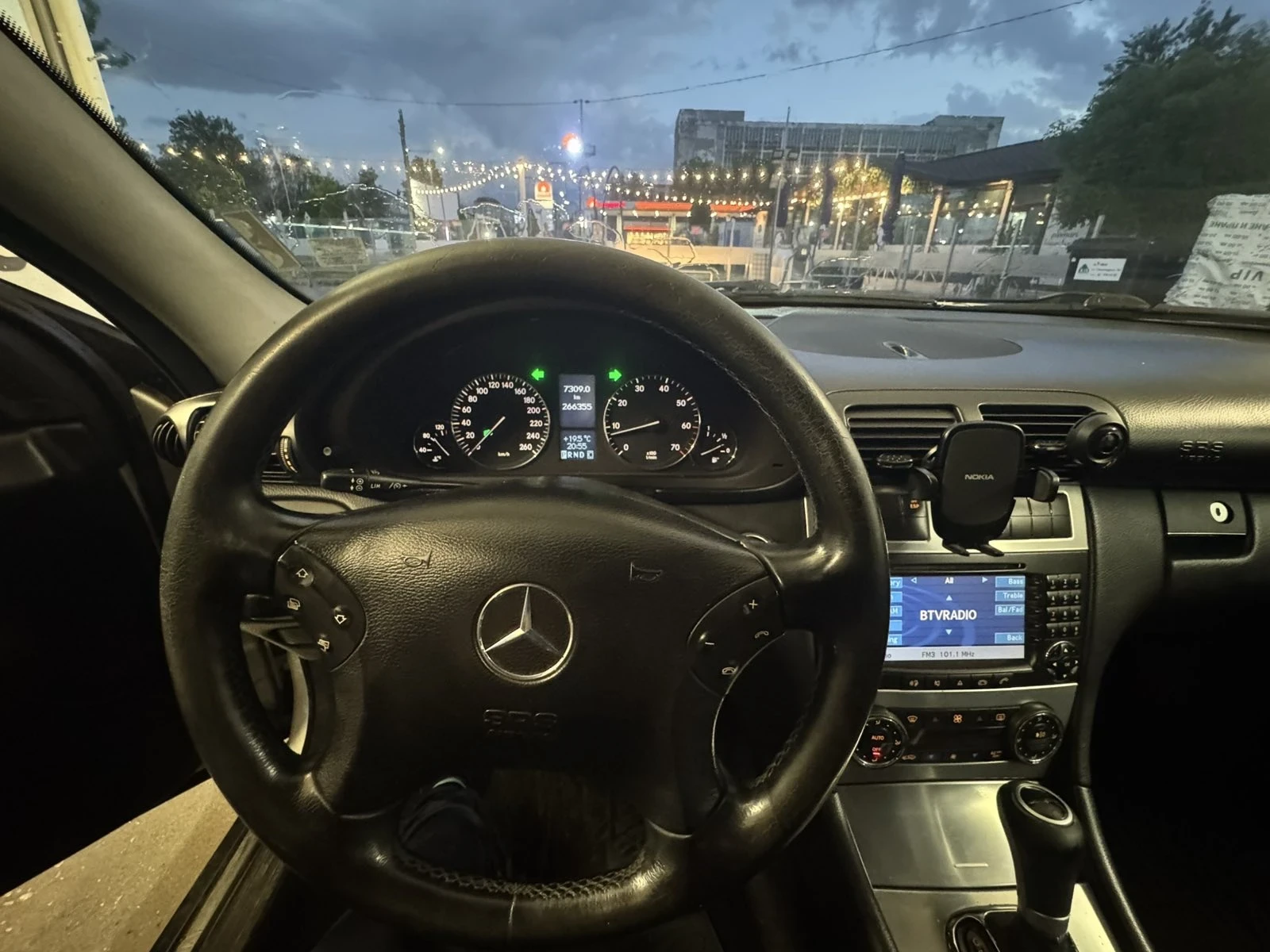 Mercedes-Benz C 230 Facelift , снимка 6 - Автомобили и джипове - 54512415