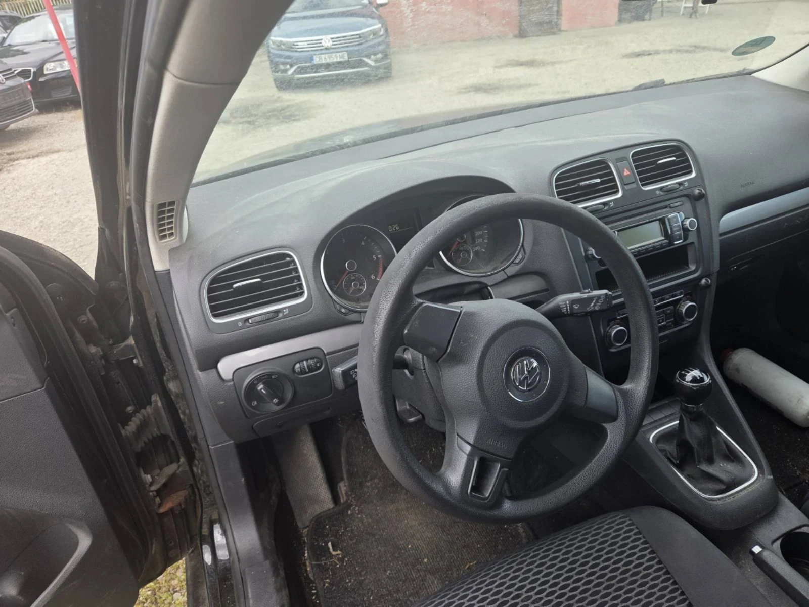 VW Golf 1.6тди 105коня нов внос Германия , снимка 6 - Автомобили и джипове - 54596801