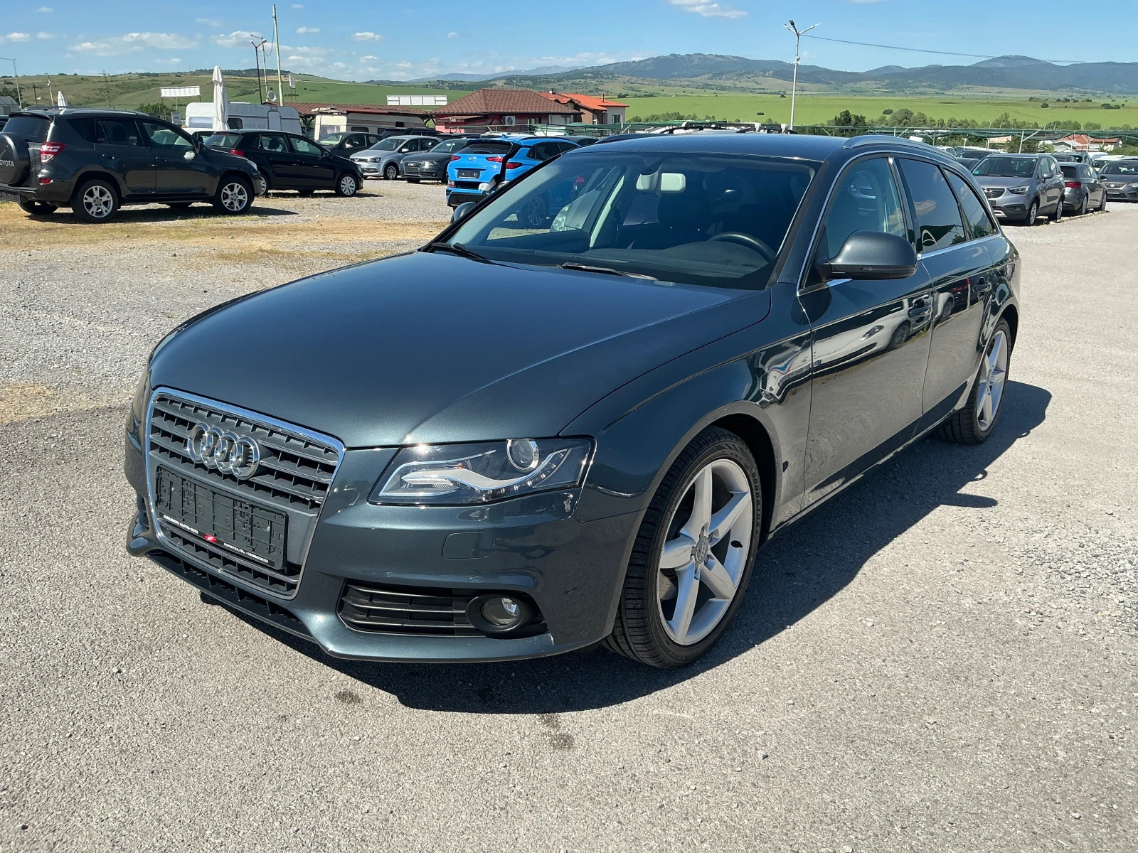 Audi A4 2.0 TDI, снимка 3 - Автомобили и джипове - 54713045