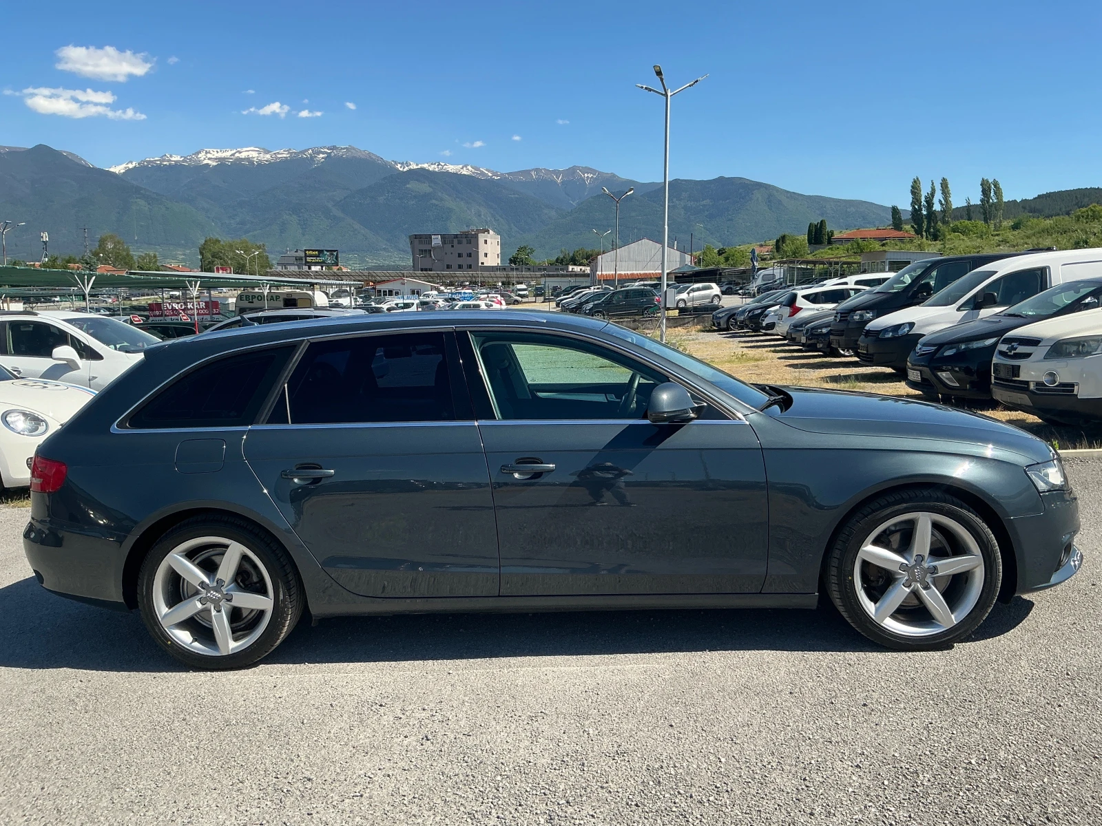 Audi A4 2.0 TDI, снимка 4 - Автомобили и джипове - 54713045