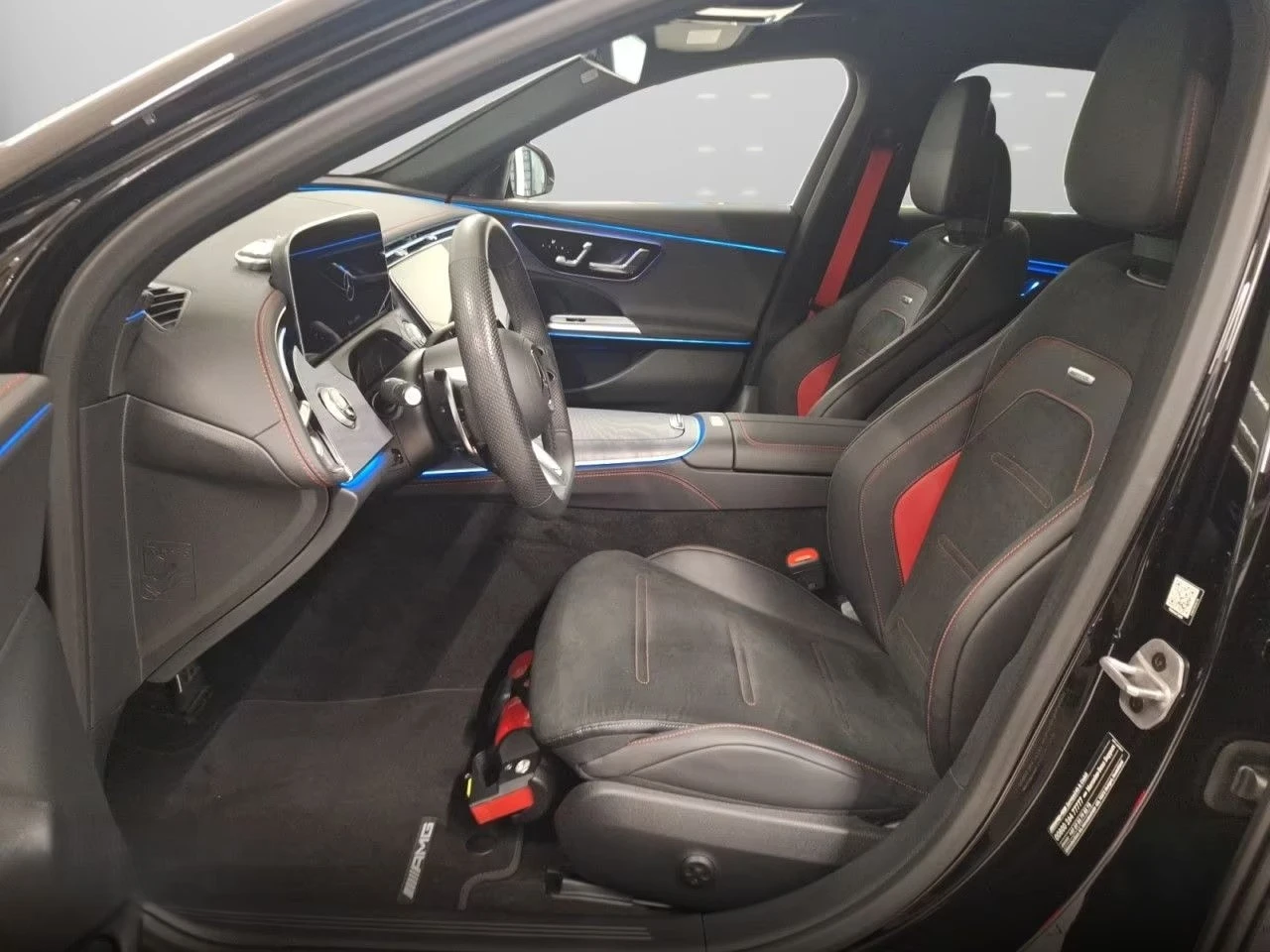 Mercedes-Benz E 53 AMG PLUG-IN HYBRID / 4MATIC / 360 / NIGHT PACK, снимка 10 - Автомобили и джипове - 54778837