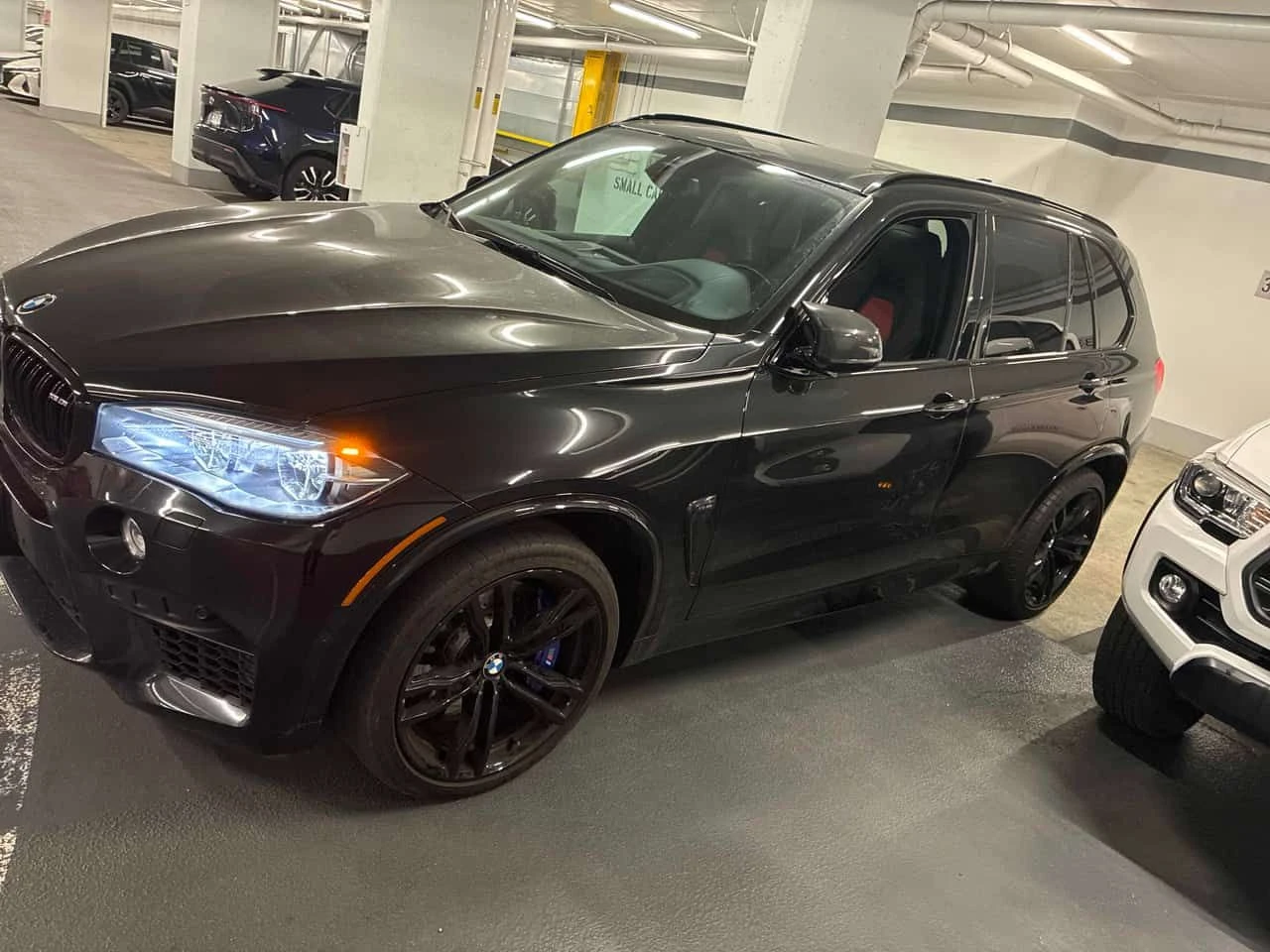 BMW X5M * Sports Activity Vehicle* АВТОКРЕДИТ * , снимка 2 - Автомобили и джипове - 55228320
