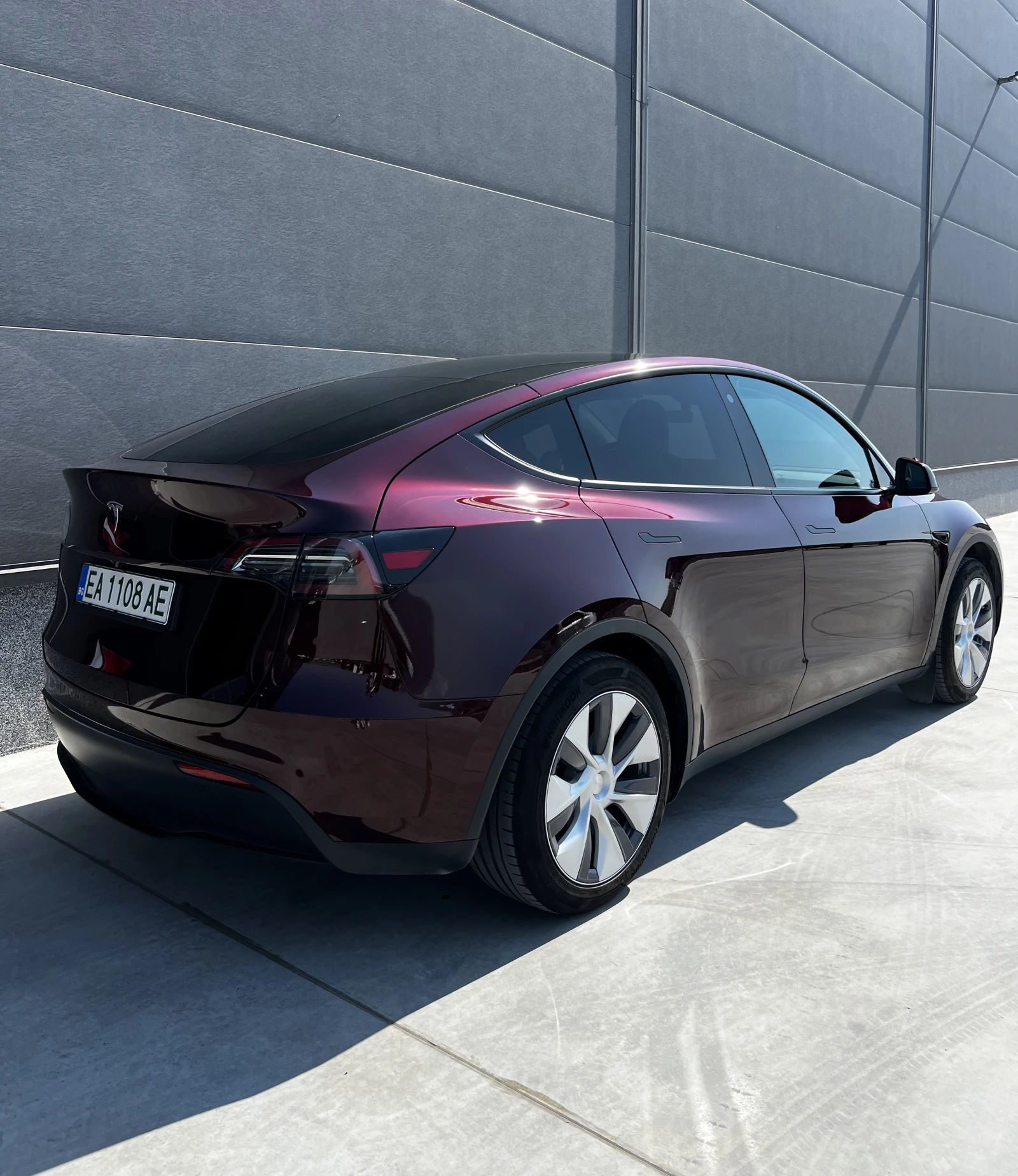 Tesla Model Y Long Range RWD, снимка 3 - Автомобили и джипове - 55630215