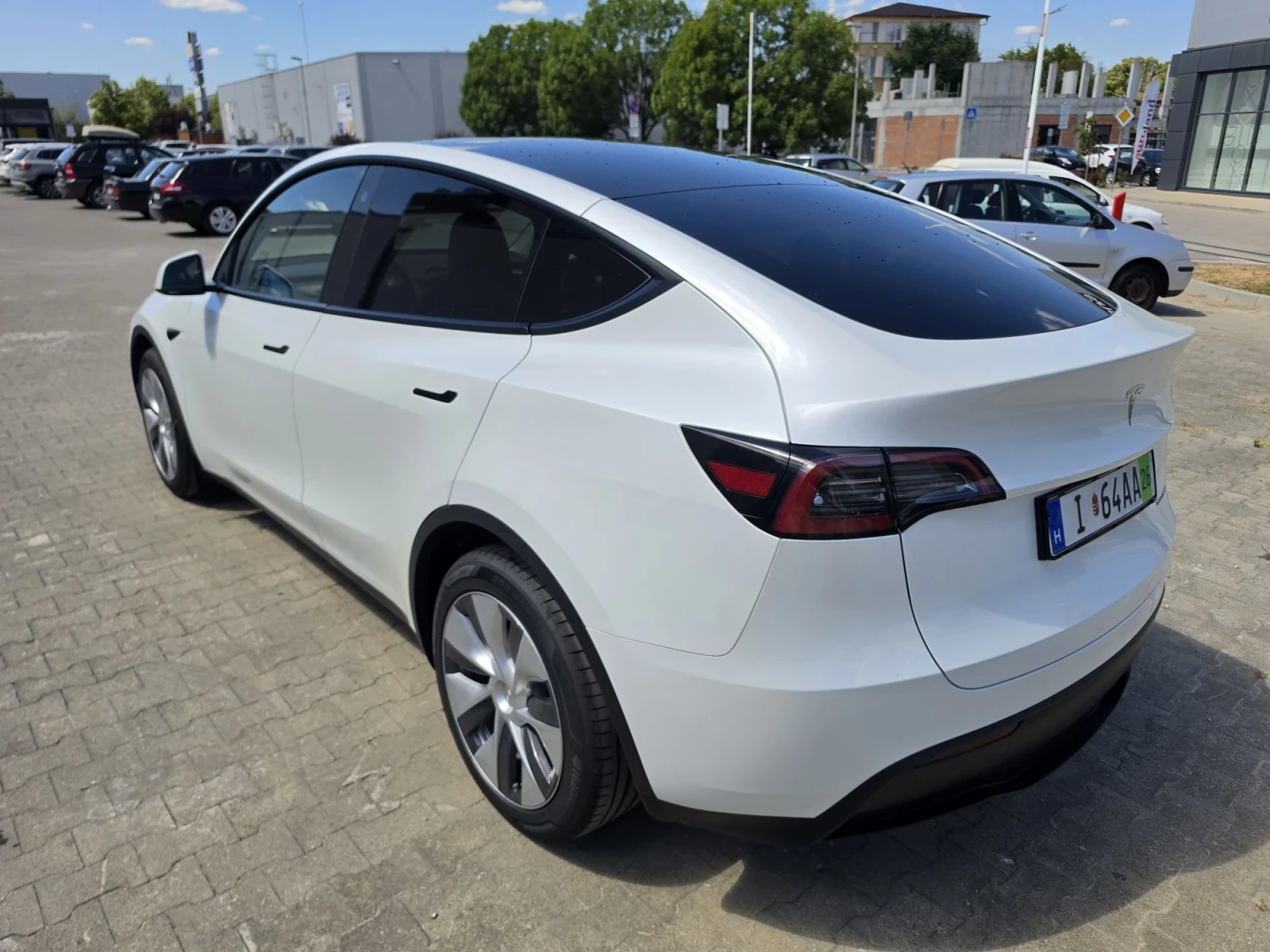 Tesla Model Y LR AWD 2023 Berlin, снимка 6 - Автомобили и джипове - 55671771