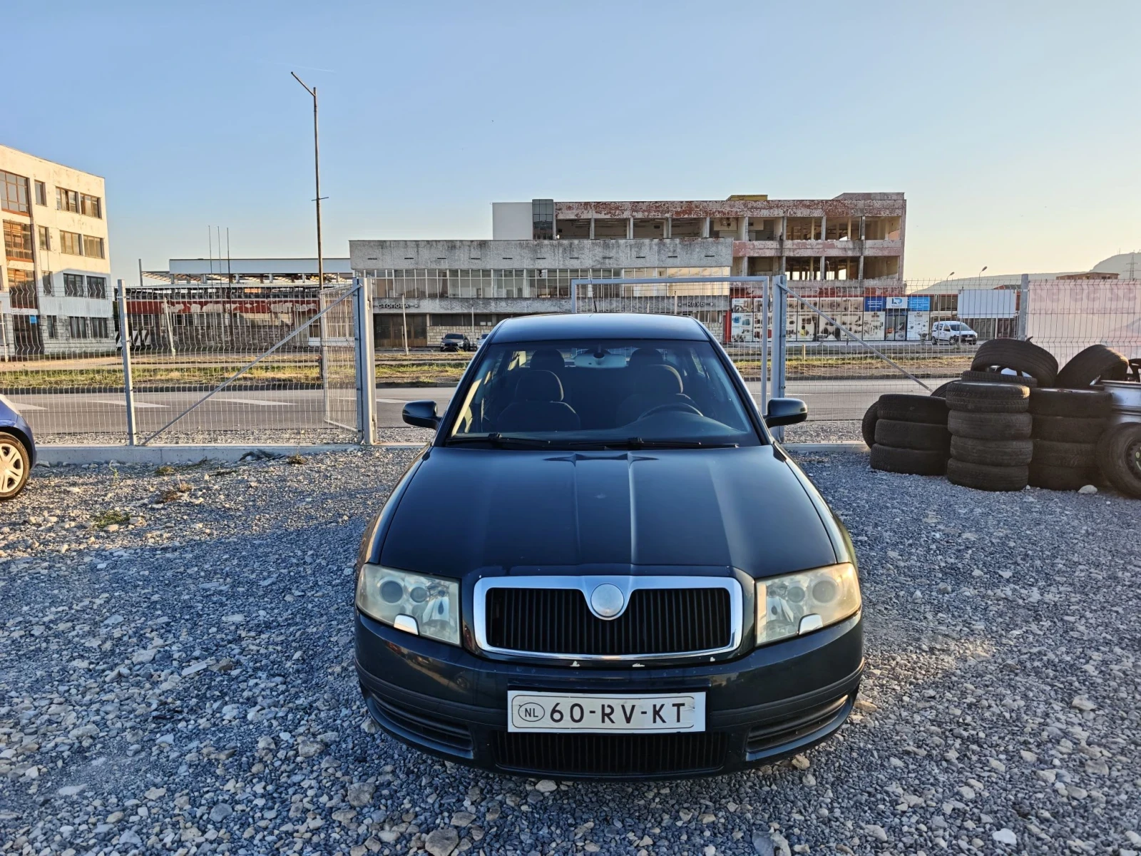 Skoda Superb 1.9TDI 130 AWX, снимка 2 - Автомобили и джипове - 55747074