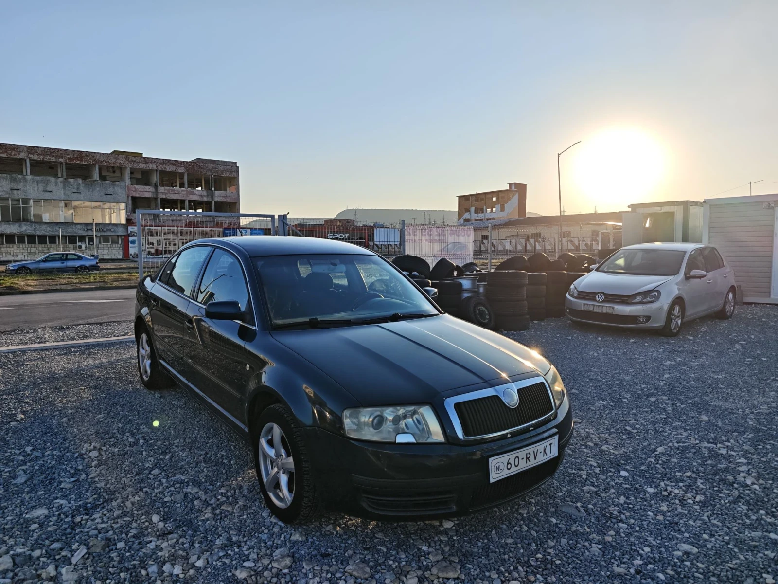 Skoda Superb 1.9TDI 130 AWX, снимка 3 - Автомобили и джипове - 55747074