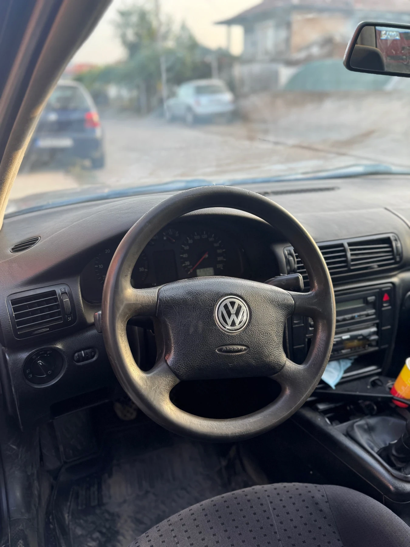 VW Passat 1.9, снимка 4 - Автомобили и джипове - 55872827