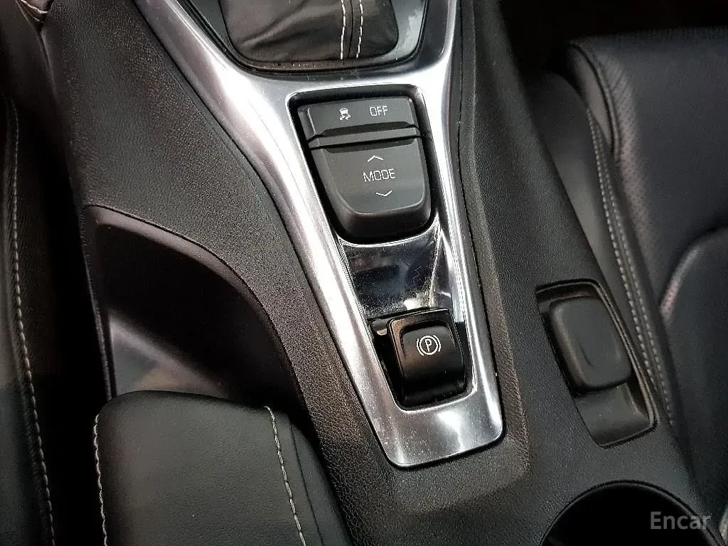 Chevrolet Camaro SS* 6.2* V8* ПОДГРЕВ* ОБДУХВАНЕ* КАМЕРА* КЕЙЛЕС* , снимка 10 - Автомобили и джипове - 55964122