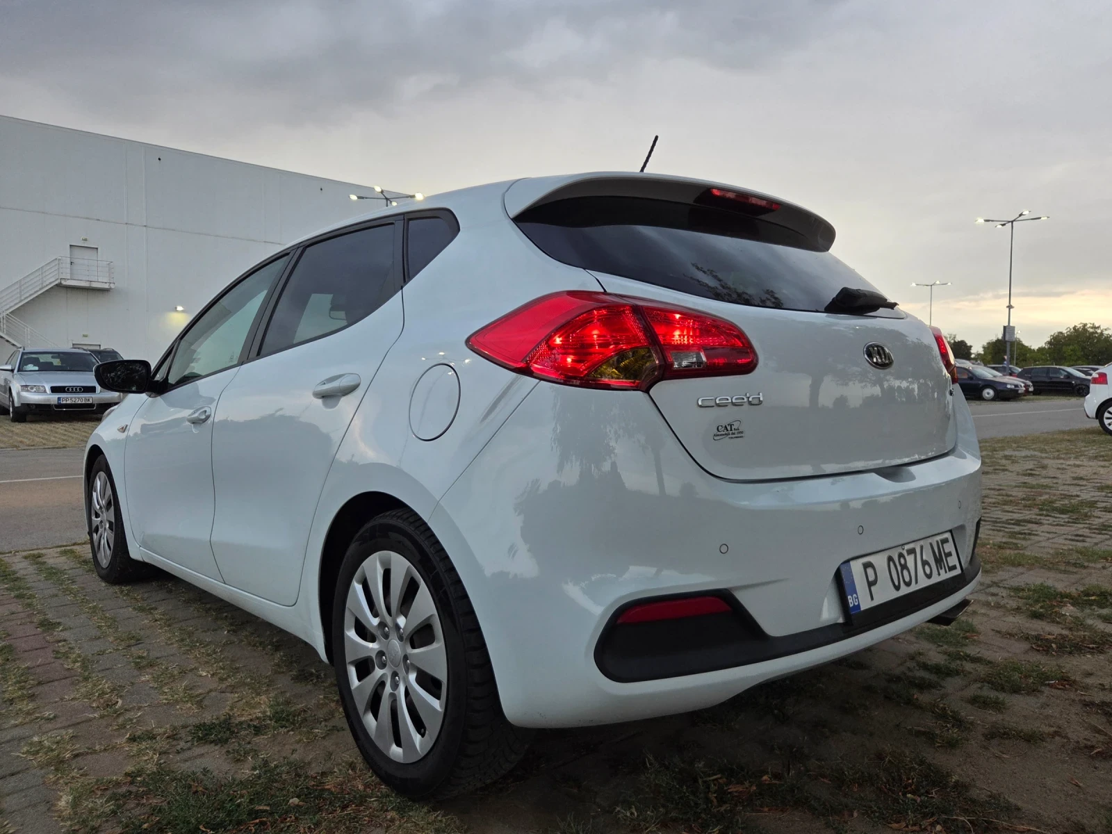 Kia Ceed Facelift 1.6 CRDI 110 �.�.  | Mobile.bg � ����������� 7