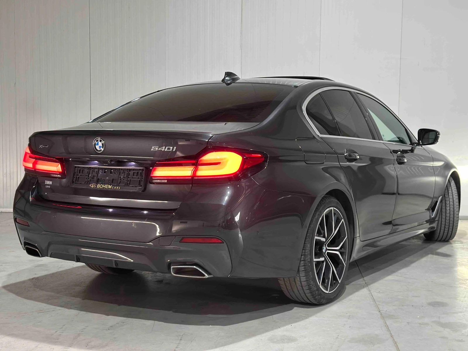BMW 540 xDrive M Package, снимка 3 - Автомобили и джипове - 56096945