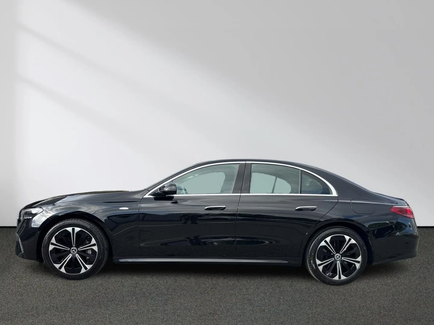 Mercedes-Benz E 300 de / AVANTGARDE / 4-MATIC / DISTRONIC / CAMERA / | Mobile.bg � ����������� 3